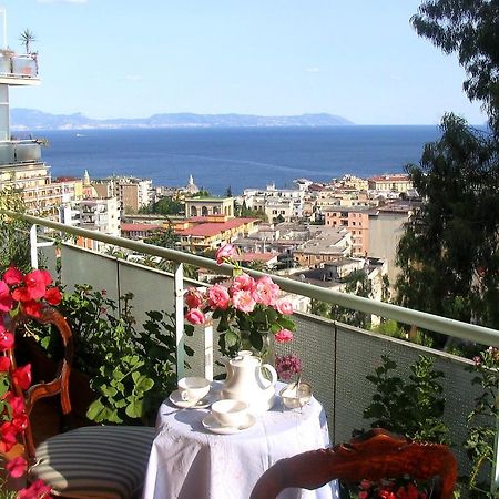 B&B Napoli Franca Εξωτερικό φωτογραφία